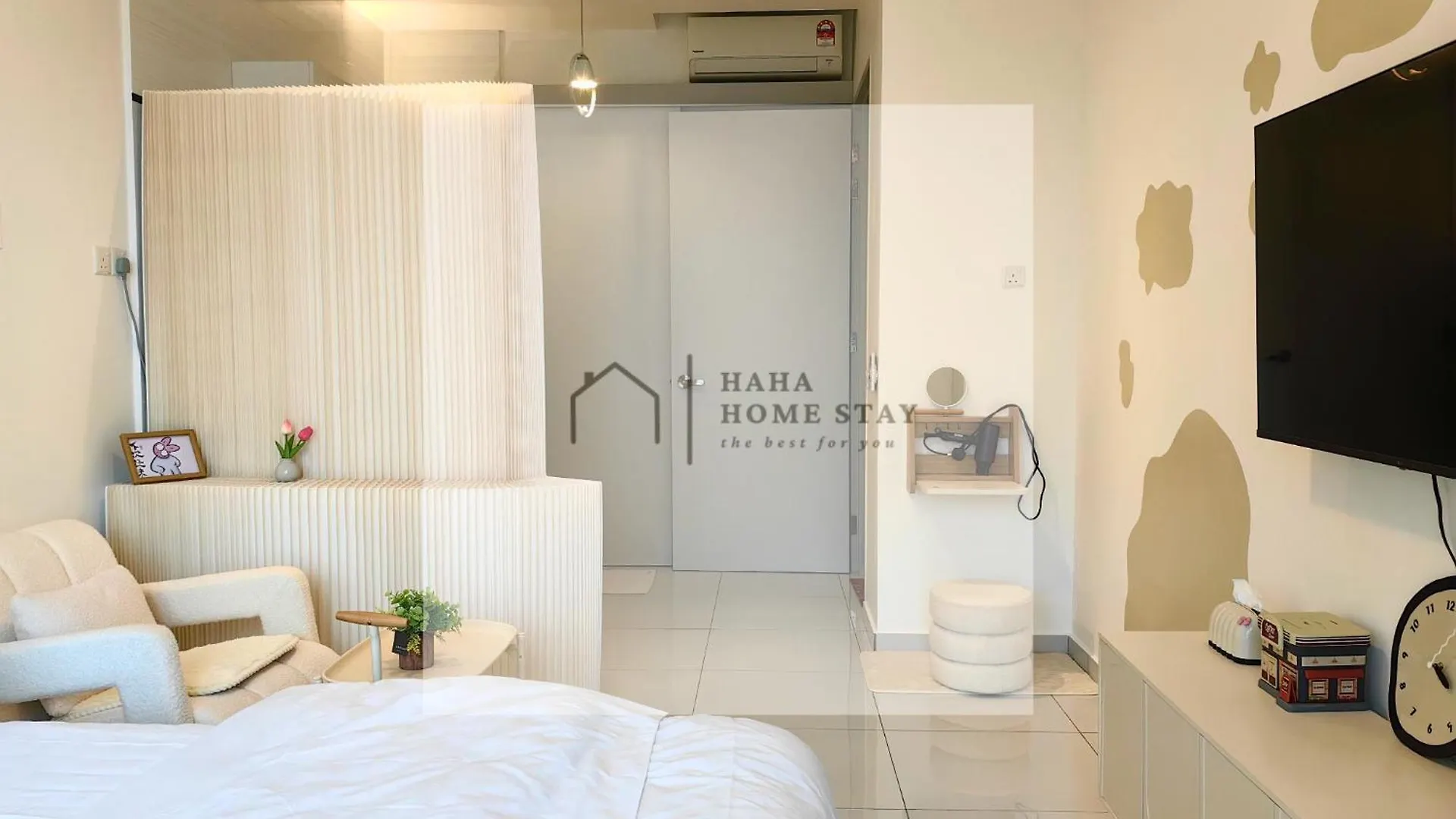 Bukit Indah Skytree Comfort Creamy Studio Apartment Johor Bahru